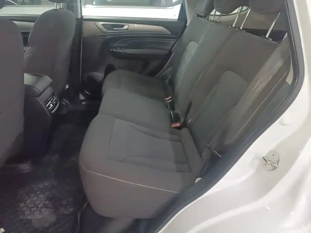 Haval M6 2024 2023 PLUS 1.5T Manual Elite Smart Connect