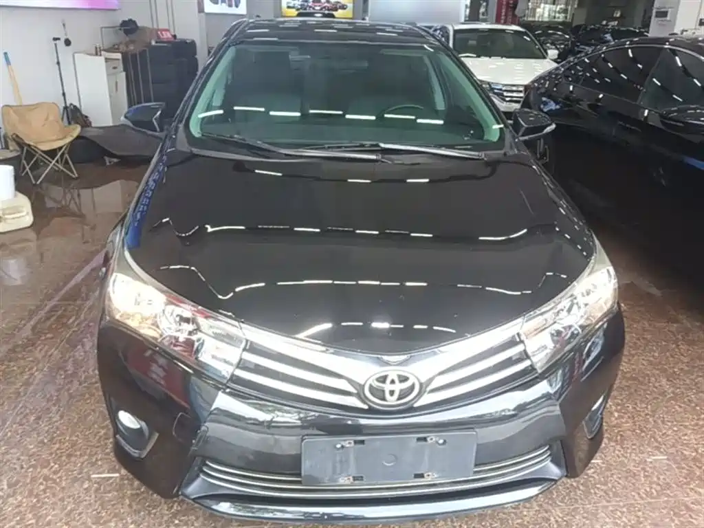 Toyota Corolla 2014 1.6L CVT GL фото 3