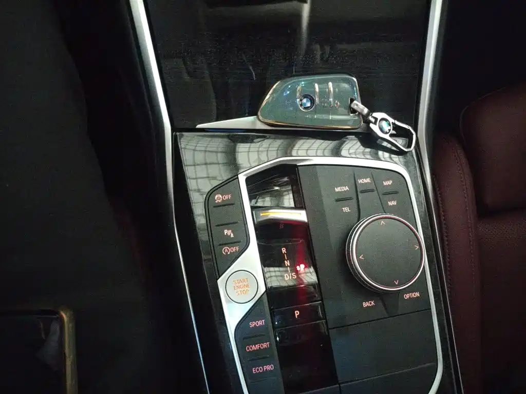 BMW 3 Series 2024 325Li M Sport Package фото 14