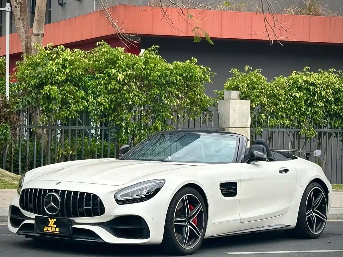 MERCEDES-BENZ AMG GT