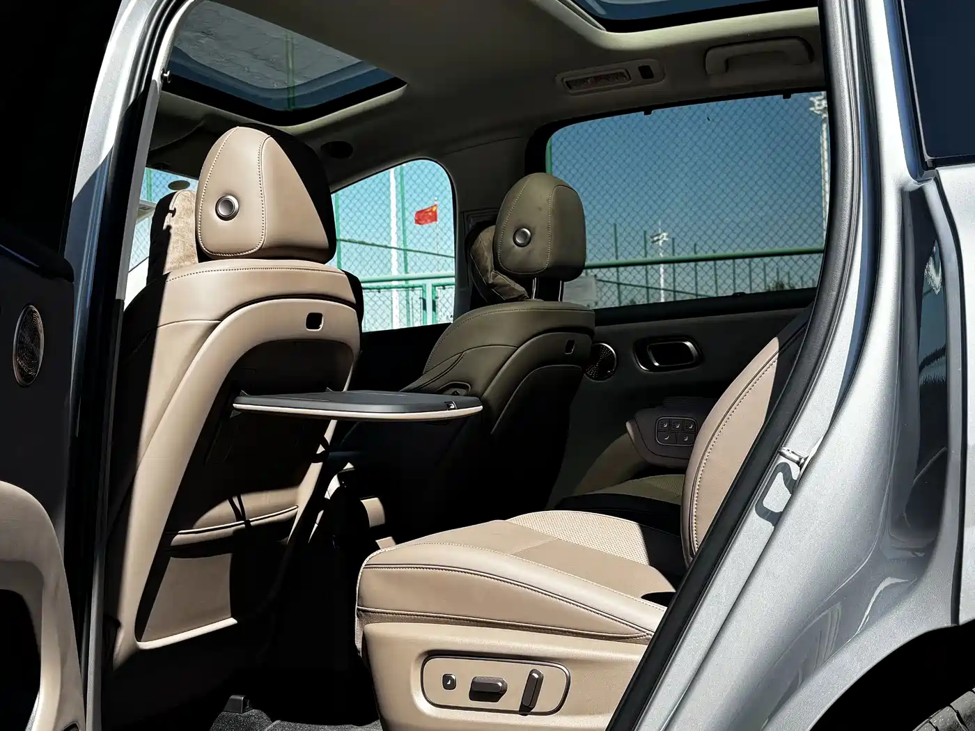 Li Auto Li i8 2026