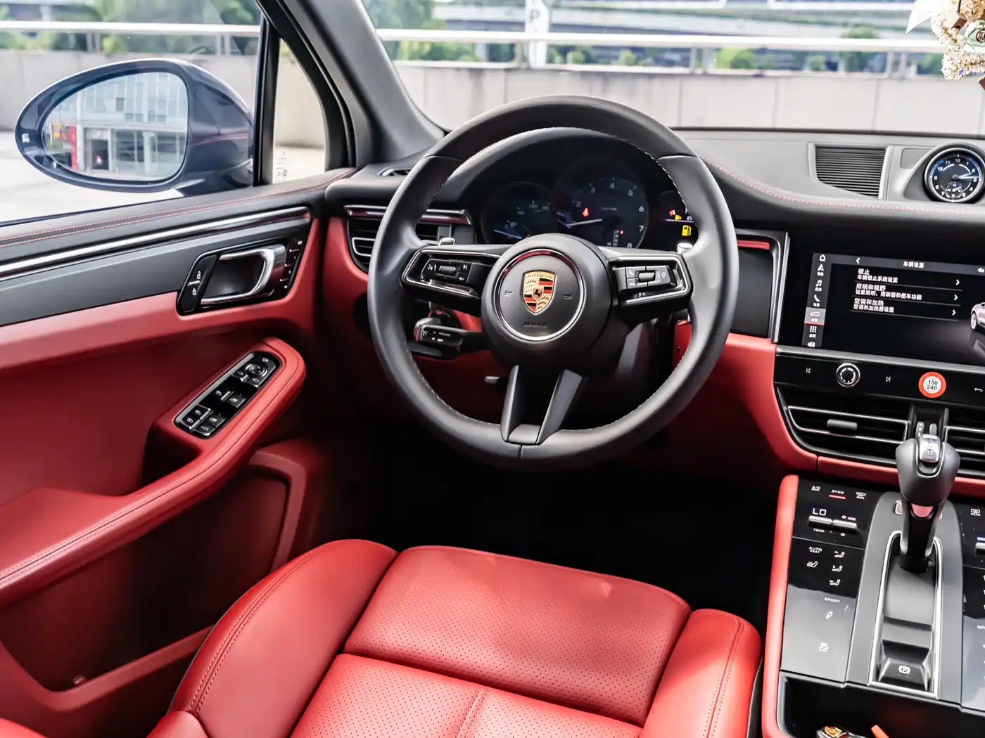 Porsche Macan 2023 Macan 2.0T фото 22