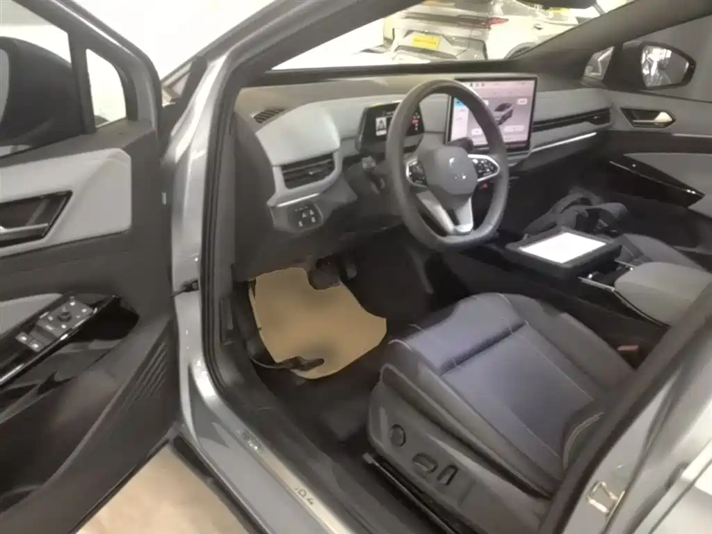 Volkswagen ID.4 X 2025 Smart Pure Intelligent Edition фото 16