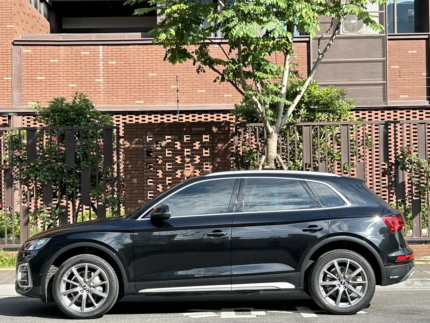 Audi Q5L 2022 Facelift 45T Luxury Dynamic фото 3