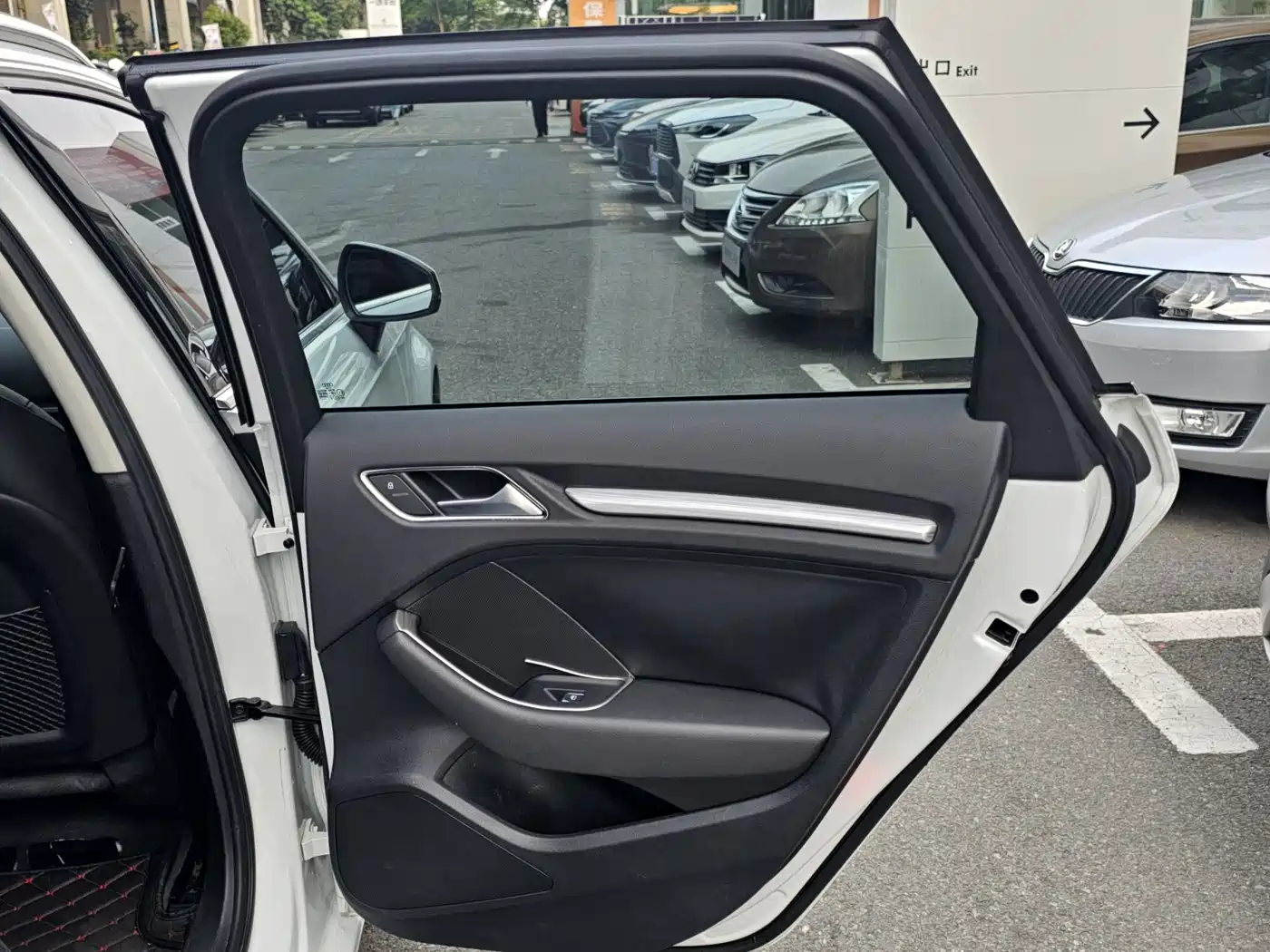 Audi A3 2016 Sportback 35 TFSI Style фото 18