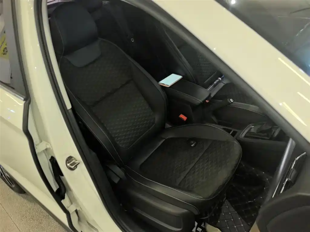Škoda Kamiq 2018 1.5L Automatic Comfort Version China VI фото 25