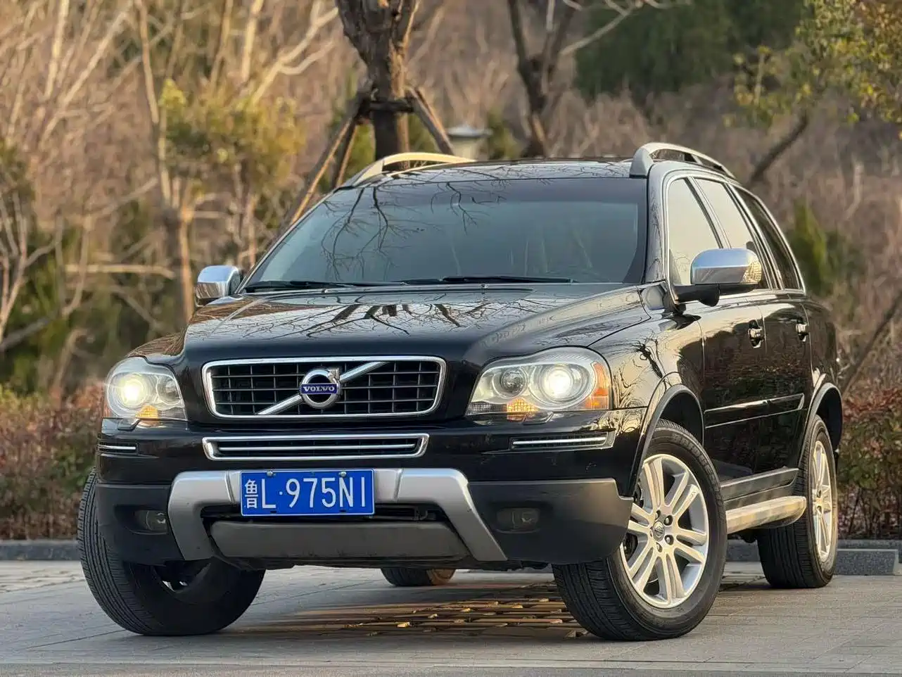 Photo 1 - Volvo XC90
