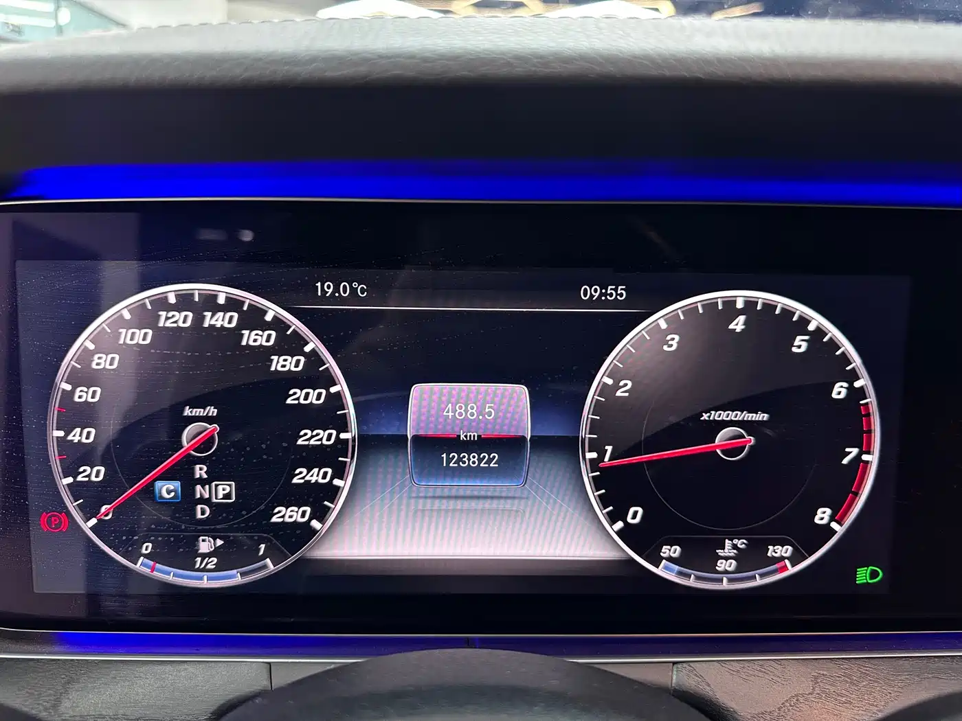 Mercedes-Benz E-Class 2018 E 200 L Sport фото 8