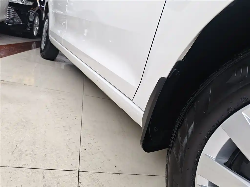 Volkswagen Santana 2016 1.6L Automatic Trend Edition фото 19