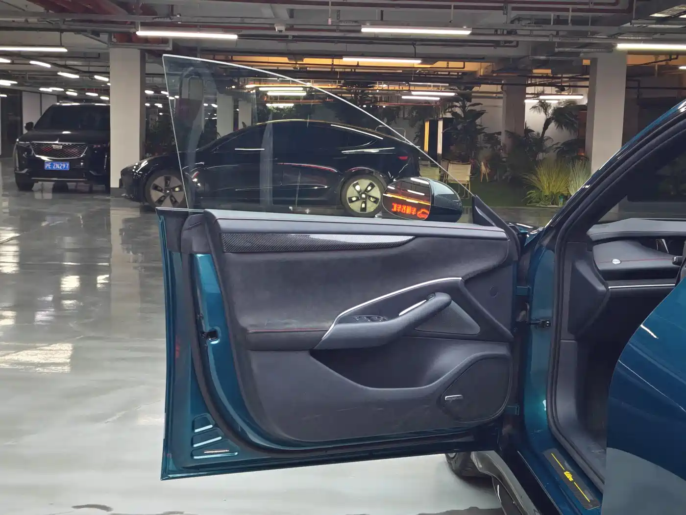 XIAOMI CAR XIAOMI SU7 ULTRA