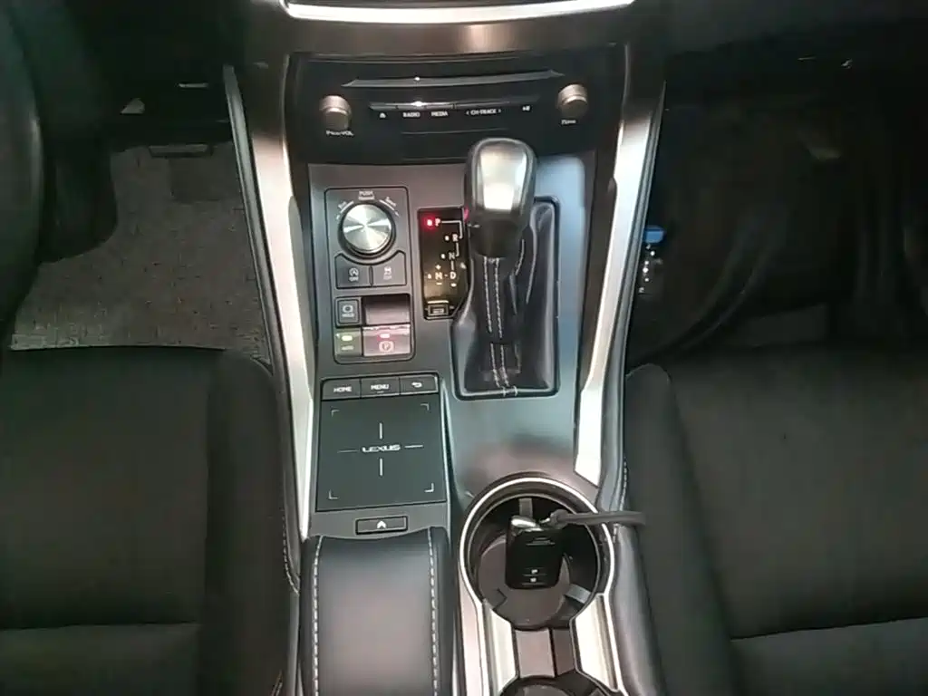 Lexus NX 2018 200 FWD Sharp Edition China VI фото 14
