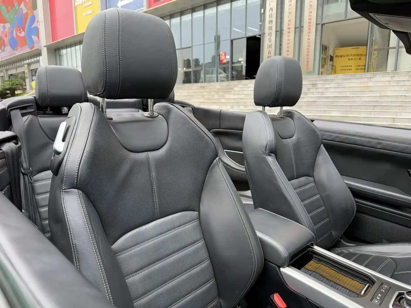 Land Rover Range Rover Evoque (Import) 2019 2018 240PS HSE DYNAMIC Convertible