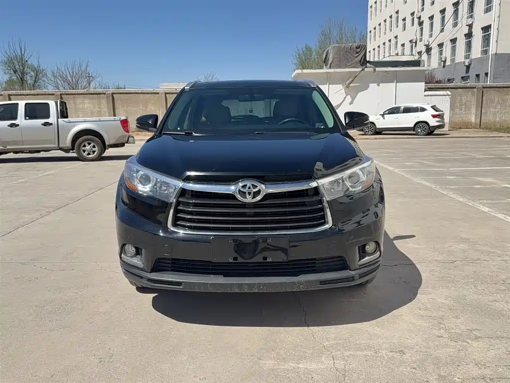 Toyota Highlander 2015 2.0T AWD Luxury Edition 7-seater фото 3