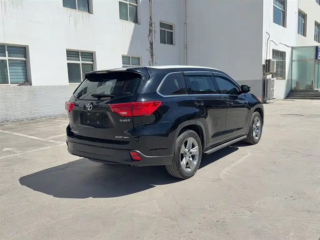 Toyota Highlander 2015 2.0T AWD Luxury Edition 7-seater фото 5