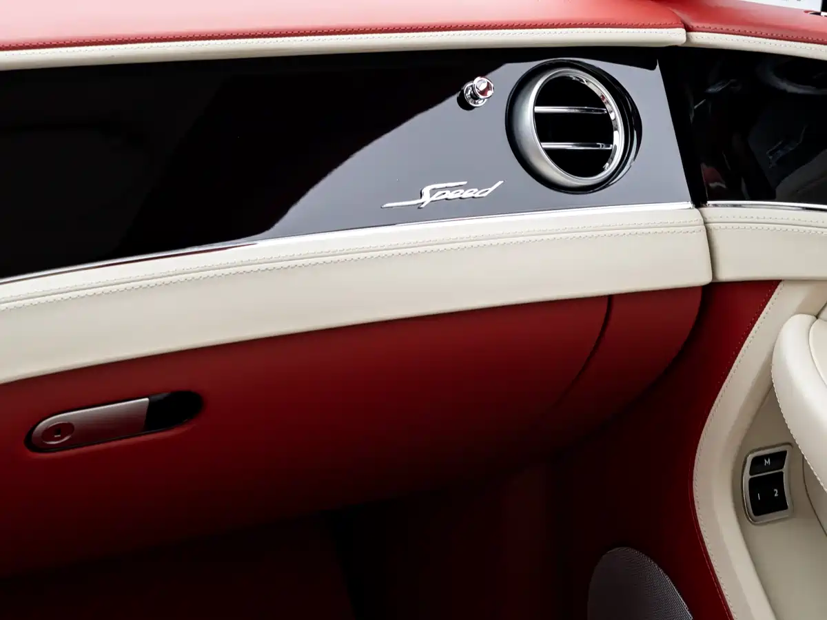 Bentley Continental Plug-in Hybrid 2025 2025 GT Ultimate Edition
