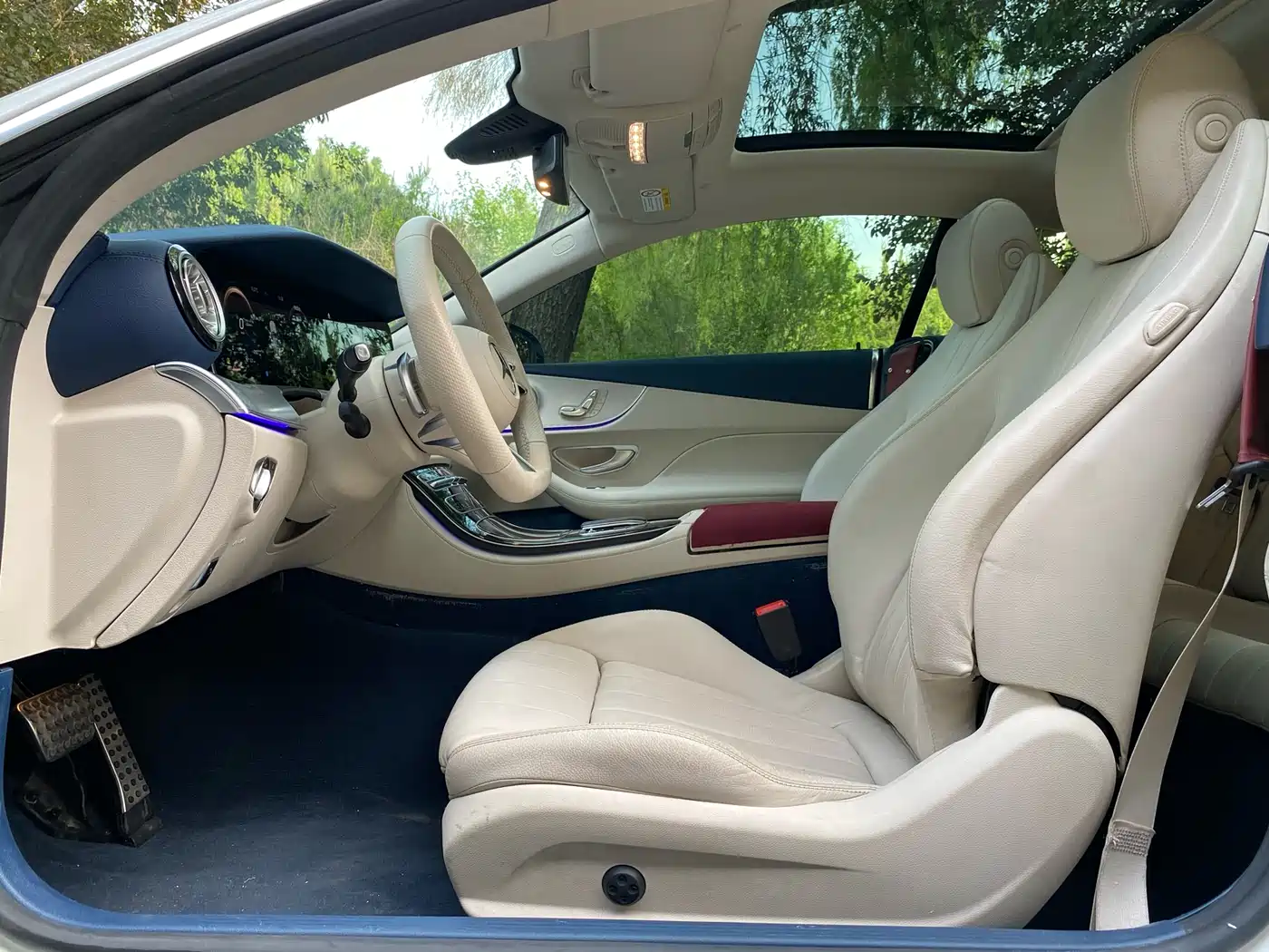 Mercedes-Benz E-Class (Import) 2023 E 260 Coupe фото 13