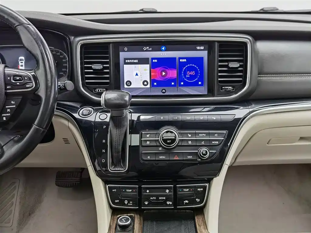 GAC Trumpchi Trumpchi M8 2018 320T Flagship Edition фото 12