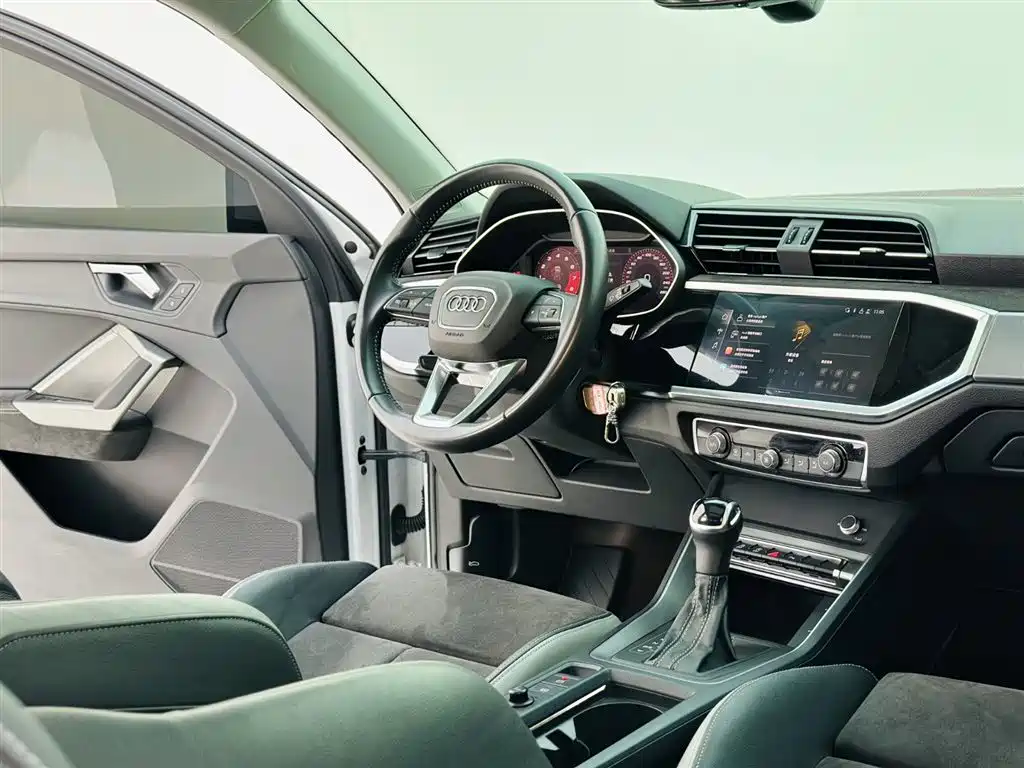 Audi Q3 2022 35 TFSI Progressive Dynamic фото 16
