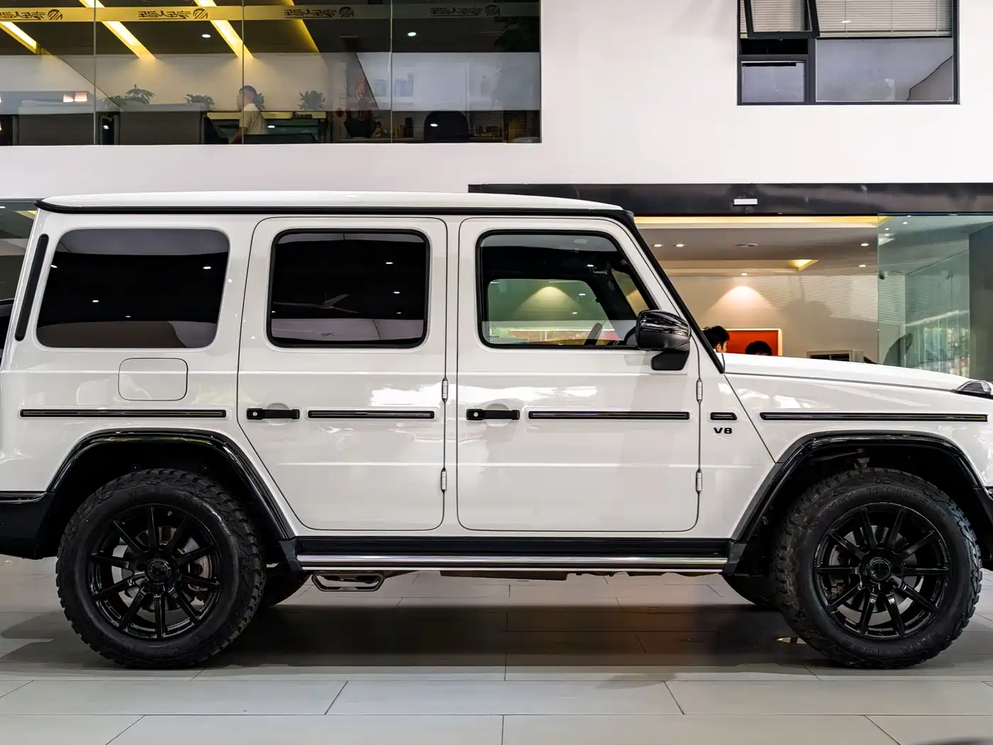 Mercedes-Benz G-Class 2023 G 500 фото 25