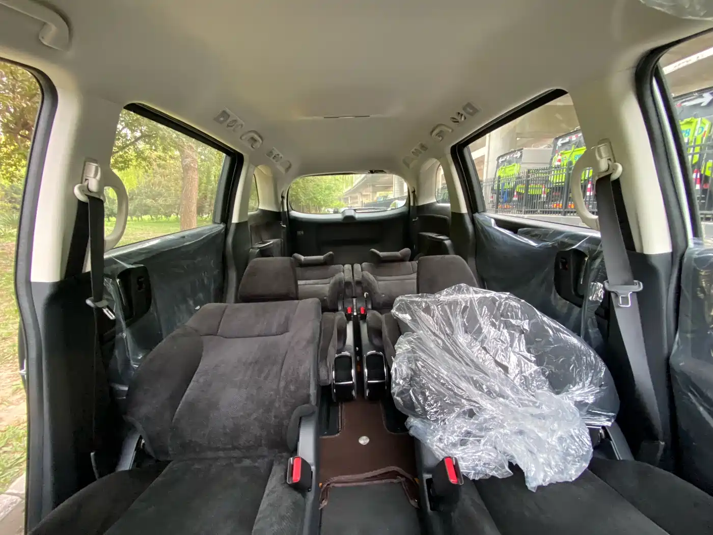 Honda Odyssey 2026 2.0L e:HEV Sharp Delight Edition фото 18