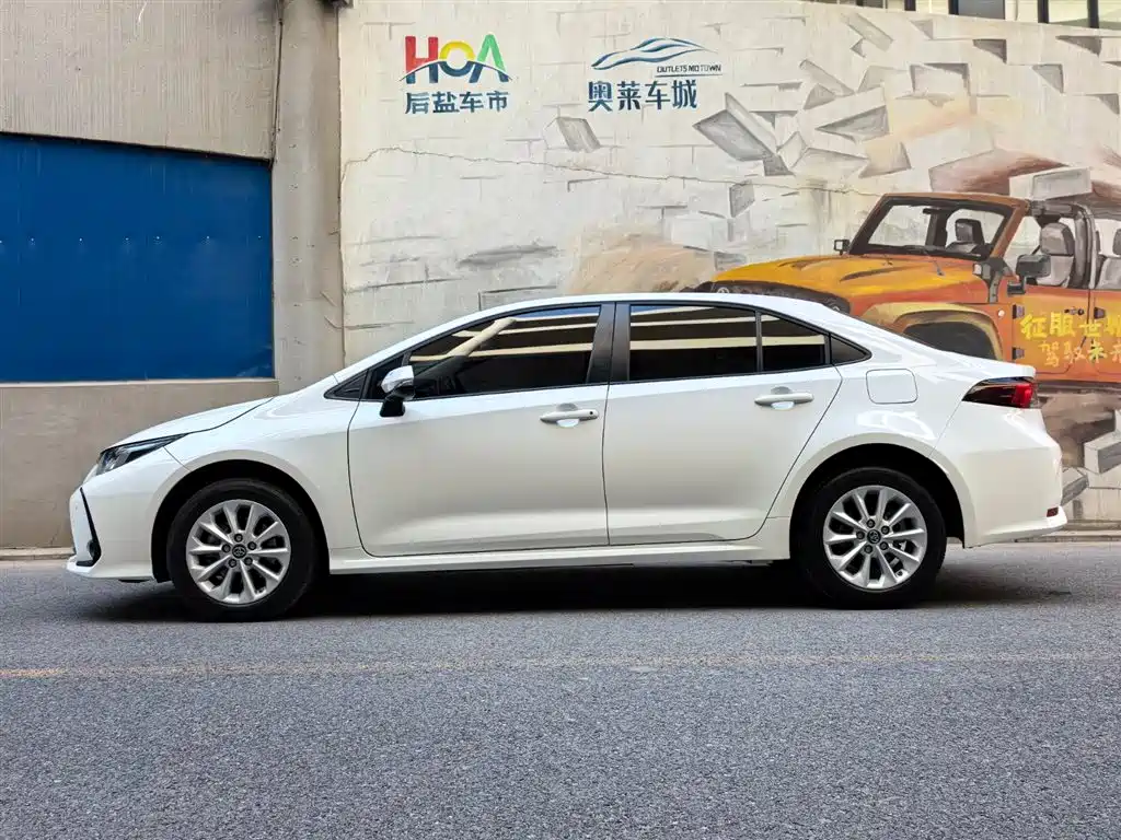 Toyota Corolla 2021 1.2T S-CVT Elite PLUS Edition фото 3