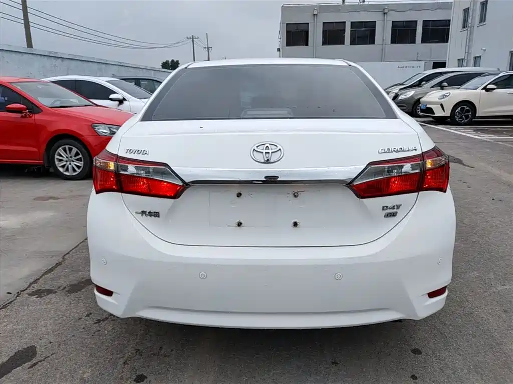 Toyota Corolla 2017 Facelift 1.2T S-CVT GL фото 6