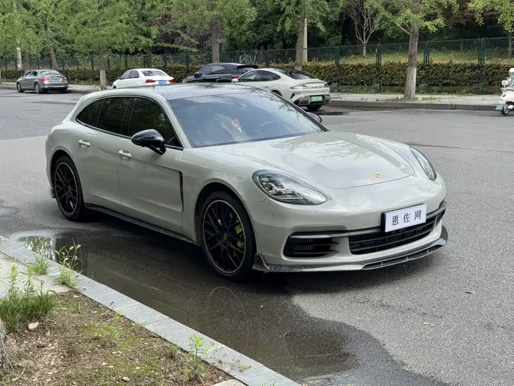 Porsche Panamera 2019 Panamera 4 Sport Turismo 2.9T фото 4