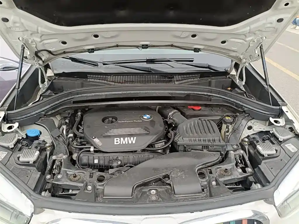 BMW X1 2018 sDrive20Li Leading Model фото 20