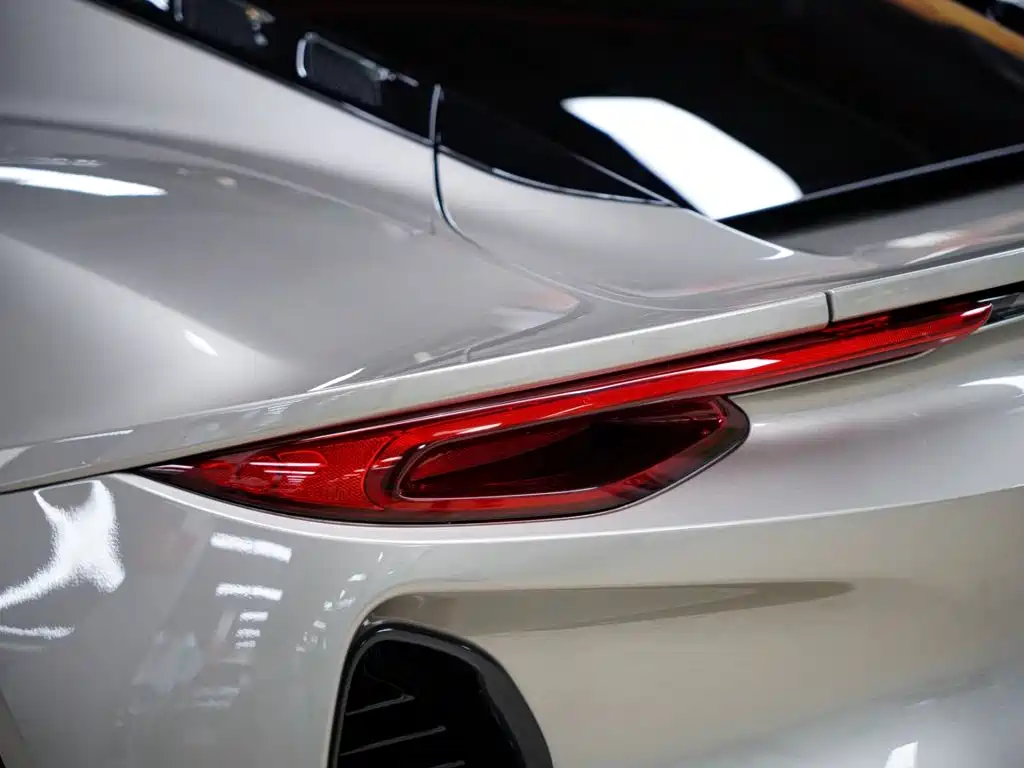 Lotus EMIRA 2025 2021 2.0T DCT First Edition