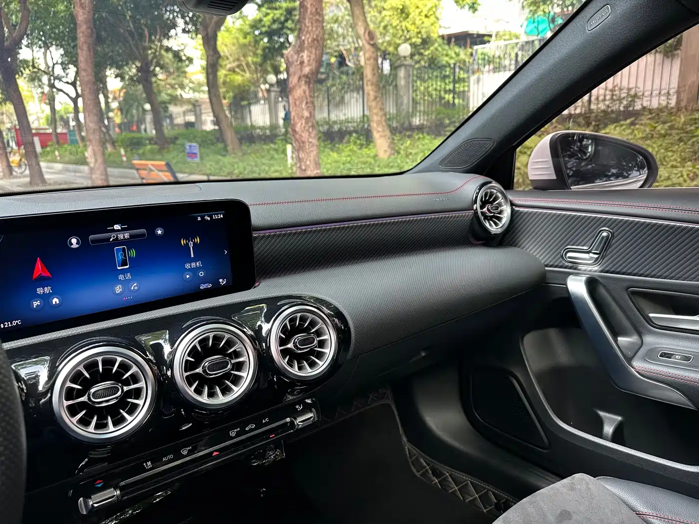 Mercedes-Benz A-Class 2023 A 200 L Fashion фото 10