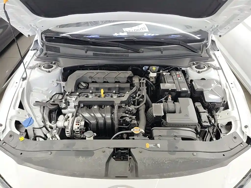 Hyundai Elantra 2023 1.5L CVT GLX Elite Edition фото 20