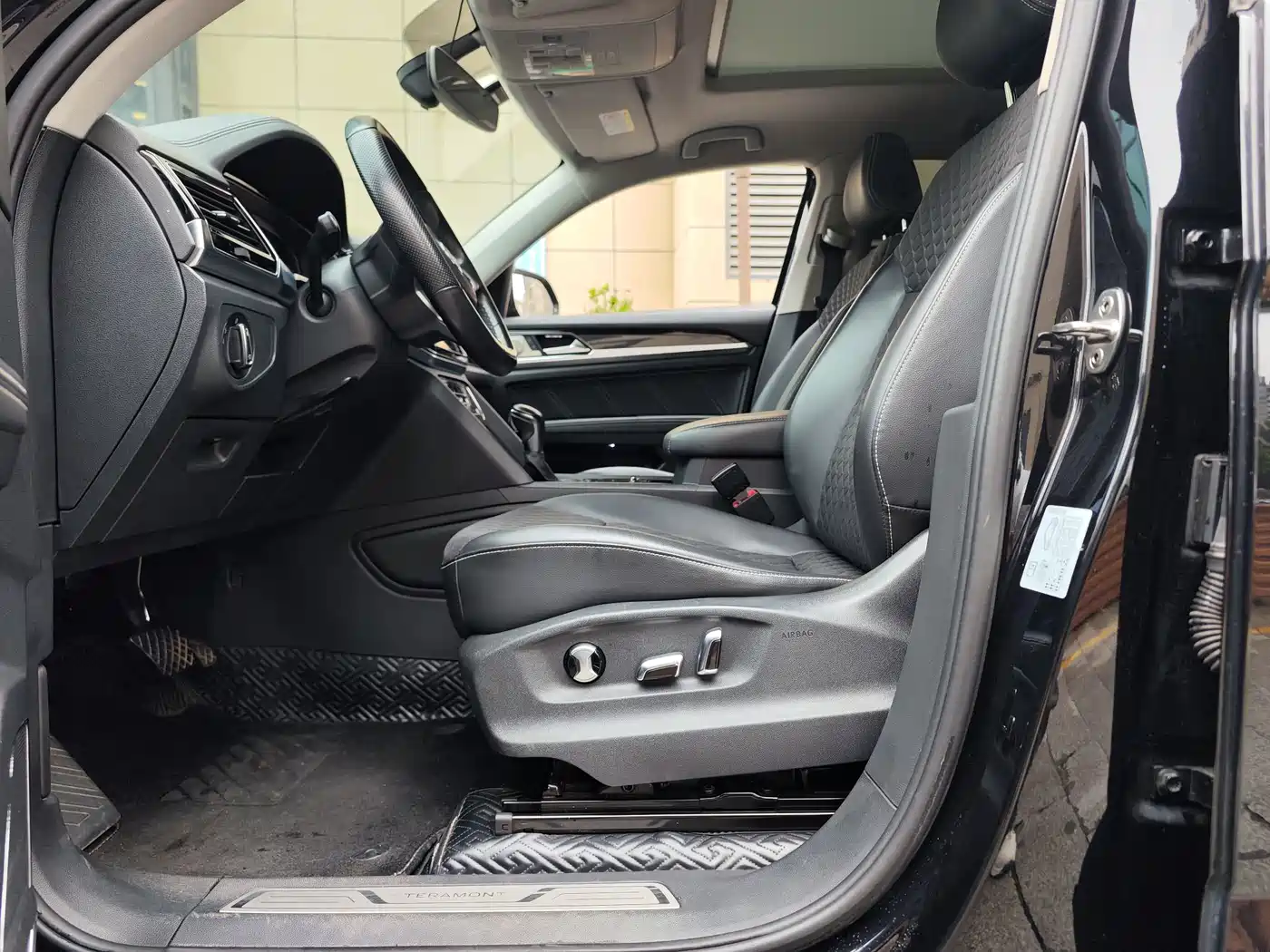 Volkswagen Teramont 2019 Teramont X 330TSI 2WD Luxury Edition фото 8