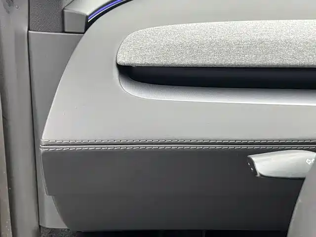 Tesla Model Y L 2025 2025 Facelift Long Range AWD