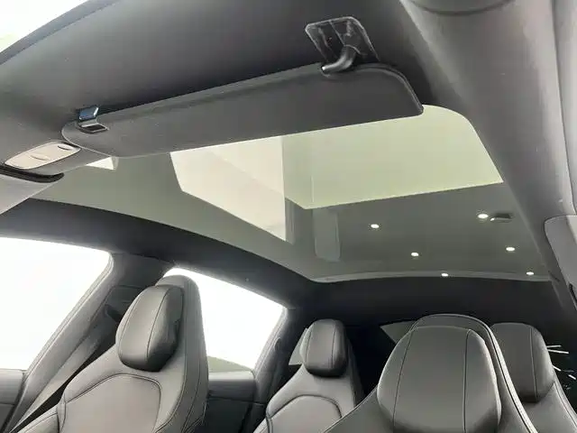 Tesla Model Y L 2025 2025 Facelift Long Range AWD