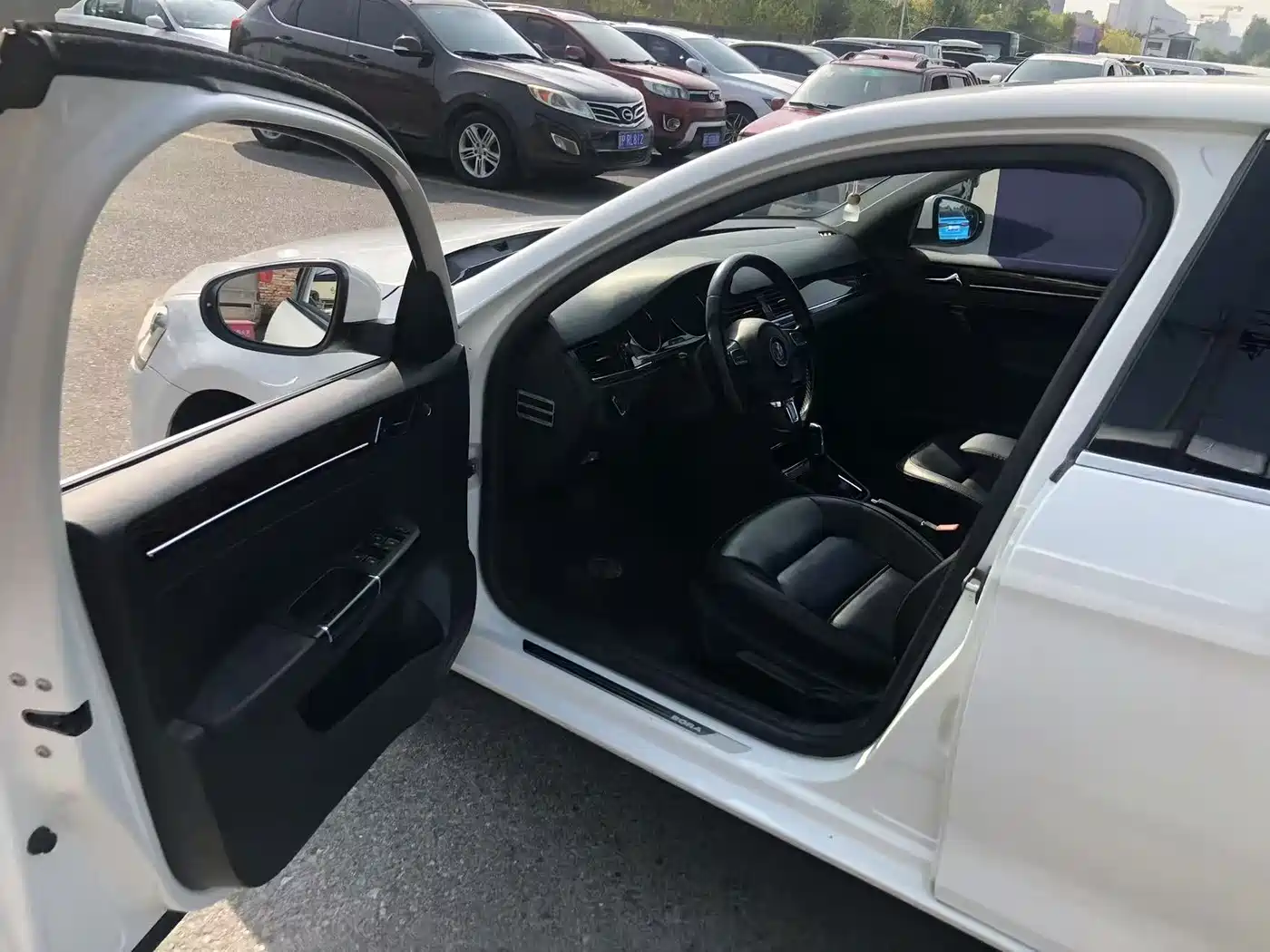 Volkswagen Bora 2013 2013 1.6L Automatic Luxury Model