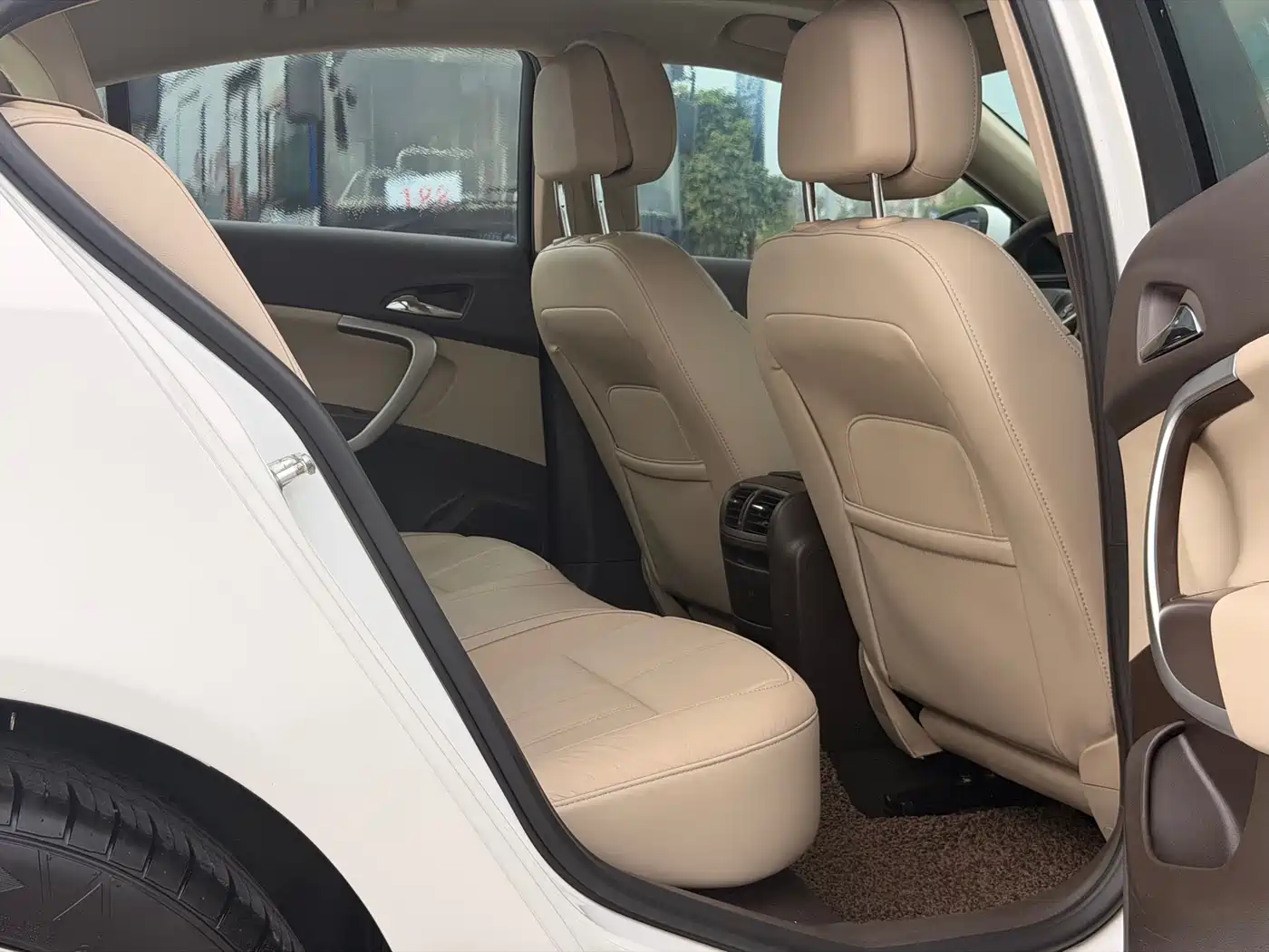 Buick Regal 2014 2.0L Elite Fashion Type фото 7