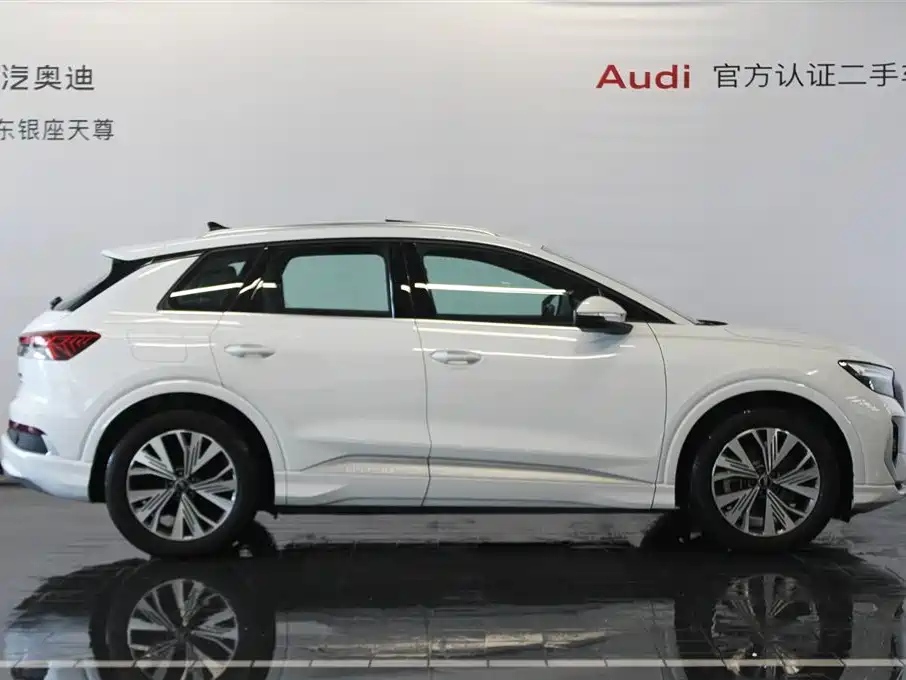 Audi Q4 e-tron 2024 40 e-tron Pioneer Edition фото 4