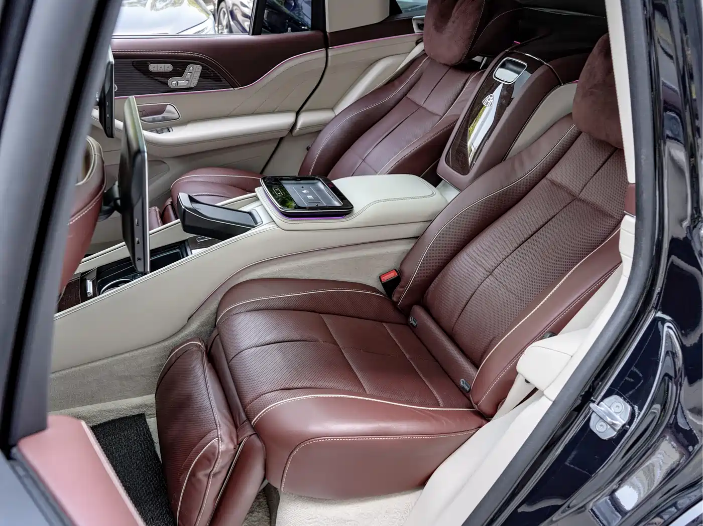 MERCEDES-BENZ MAYBACH GLS