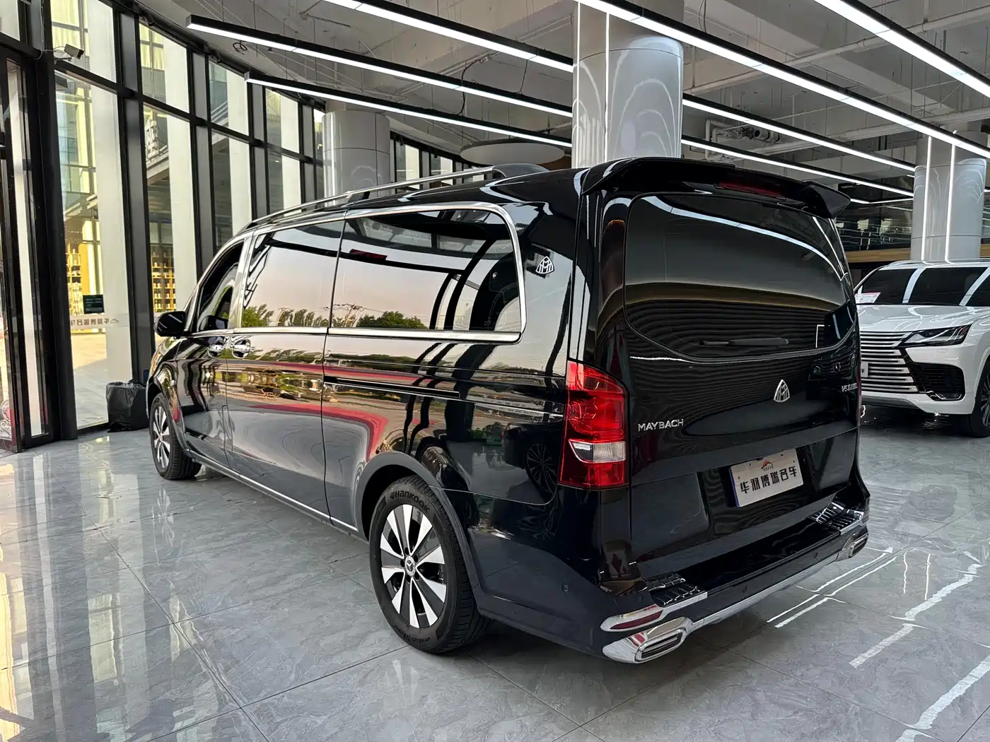 Mercedes-Benz Vito 2023 2.0T Business 7-Seater фото 25