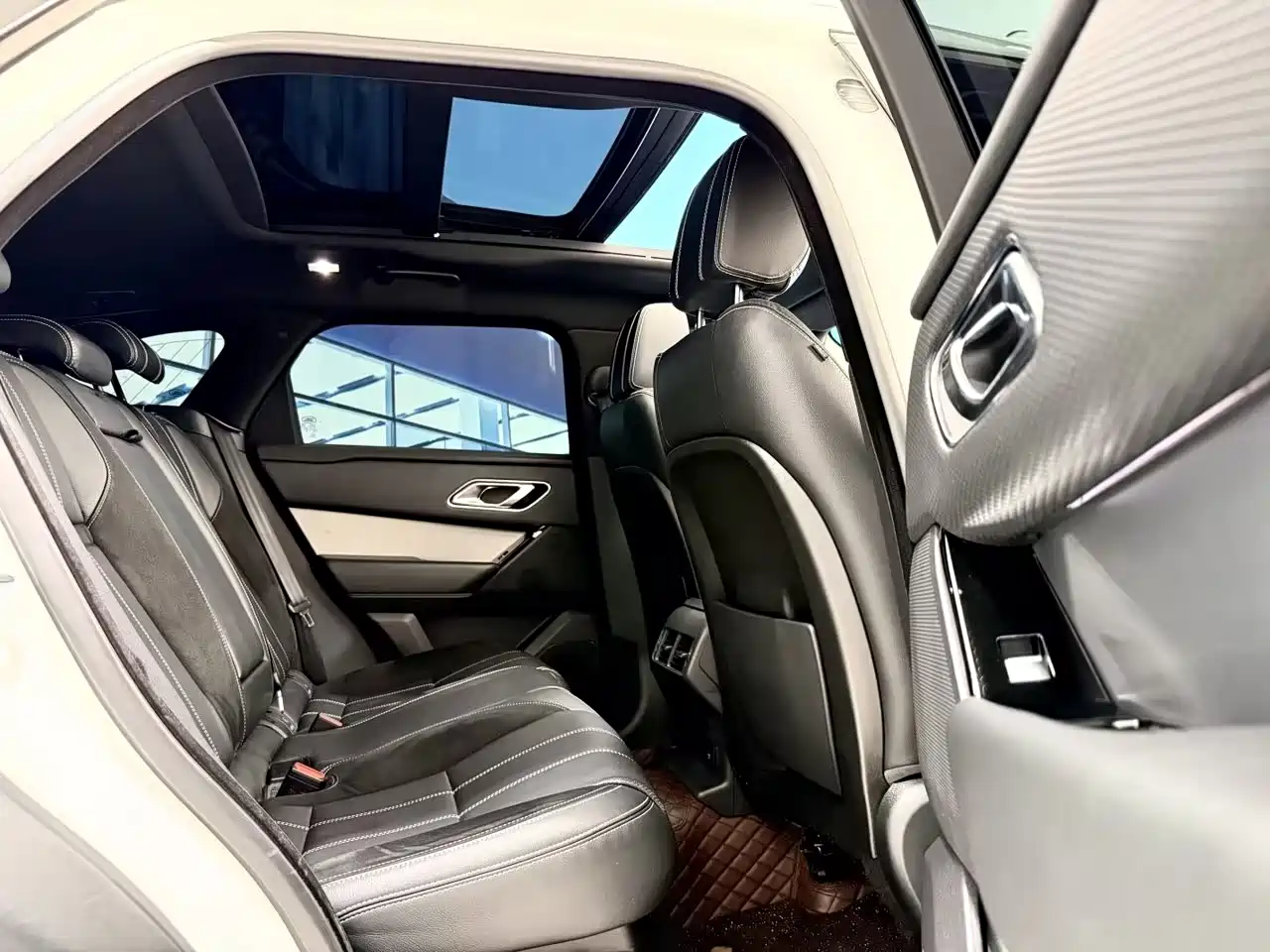 Land Rover Range Rover Velar 2018 P250 S фото 12