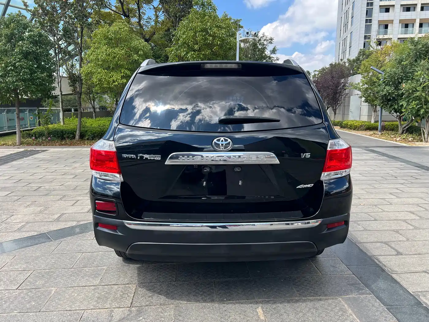 Photo 14 - Toyota Highlander