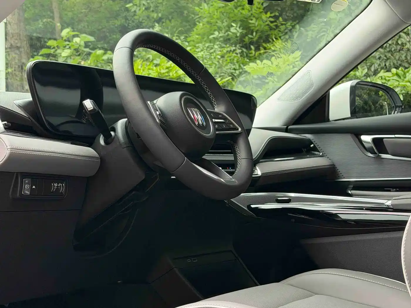 Buick E5 2025 Model 620KM Premium Edition фото 9