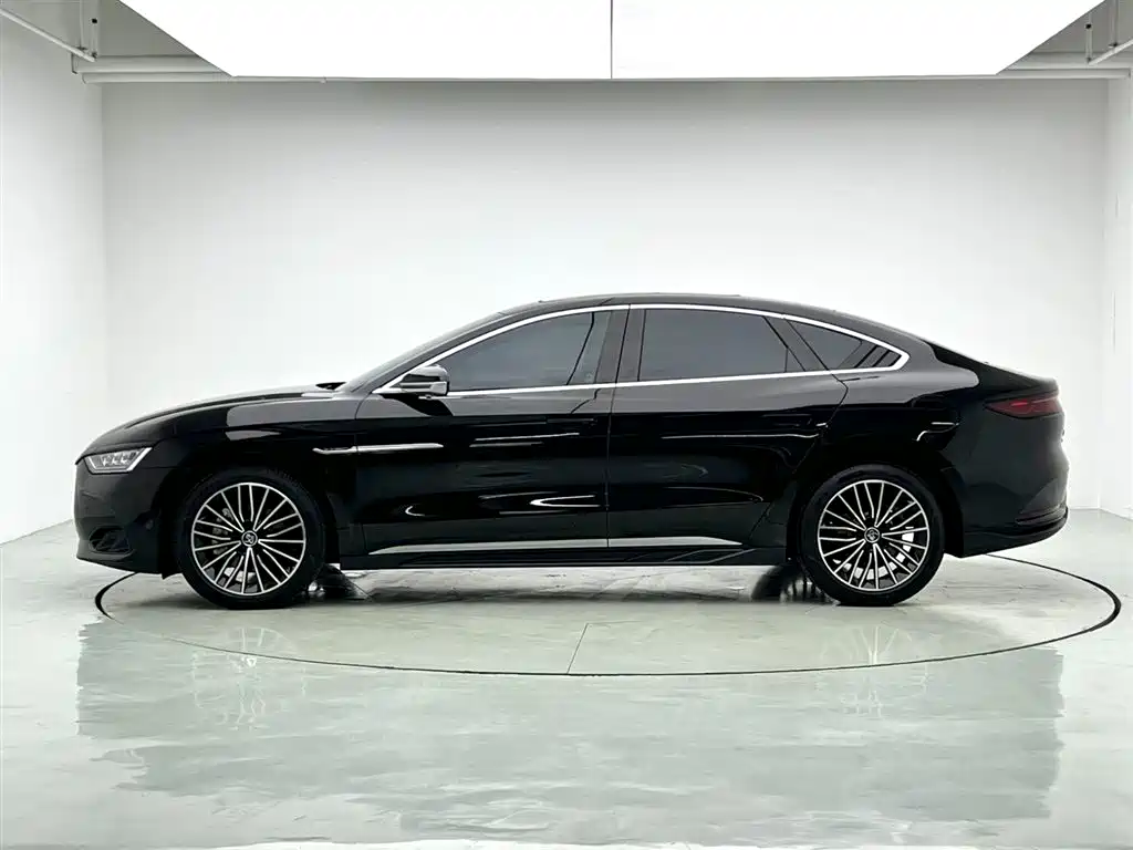 BYD Han 2023 DM-i Champion Edition 121KM Honor фото 7