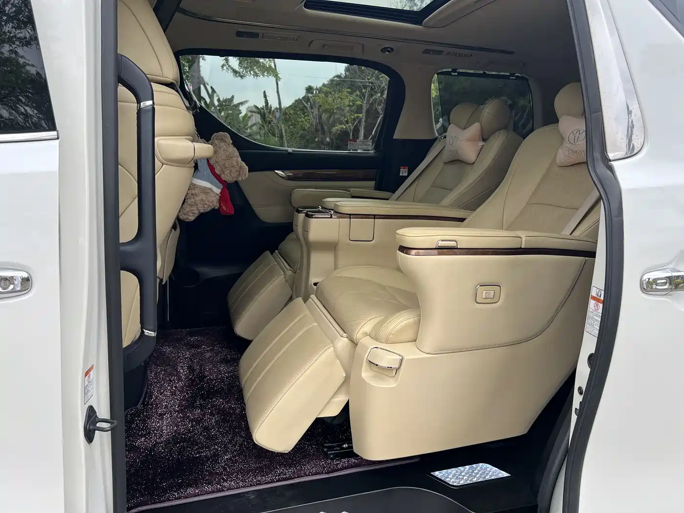 Toyota Alphard 2015 3.5L Premium Edition фото 6