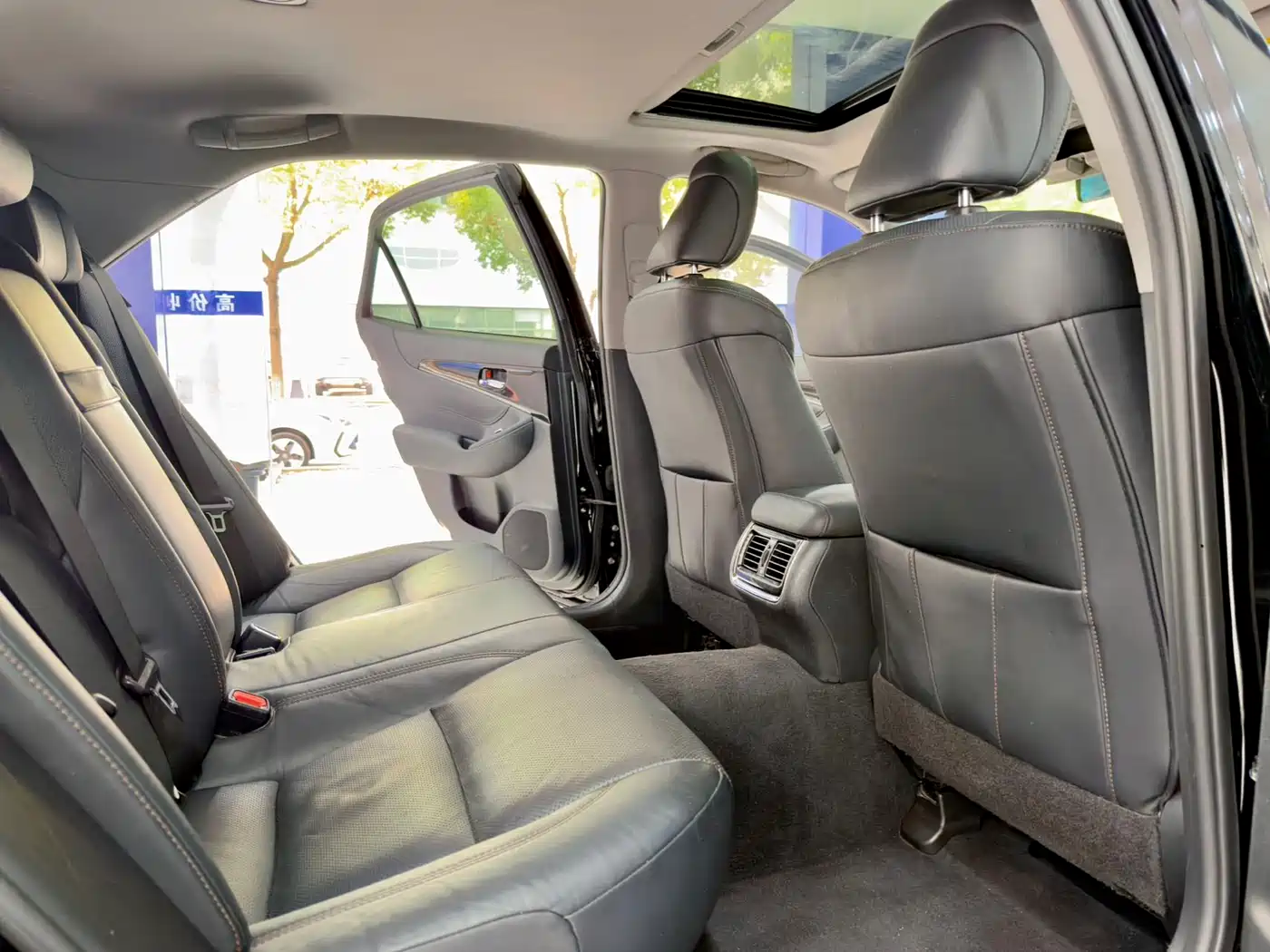 Toyota Crown 2015 2.0T Fashion фото 14