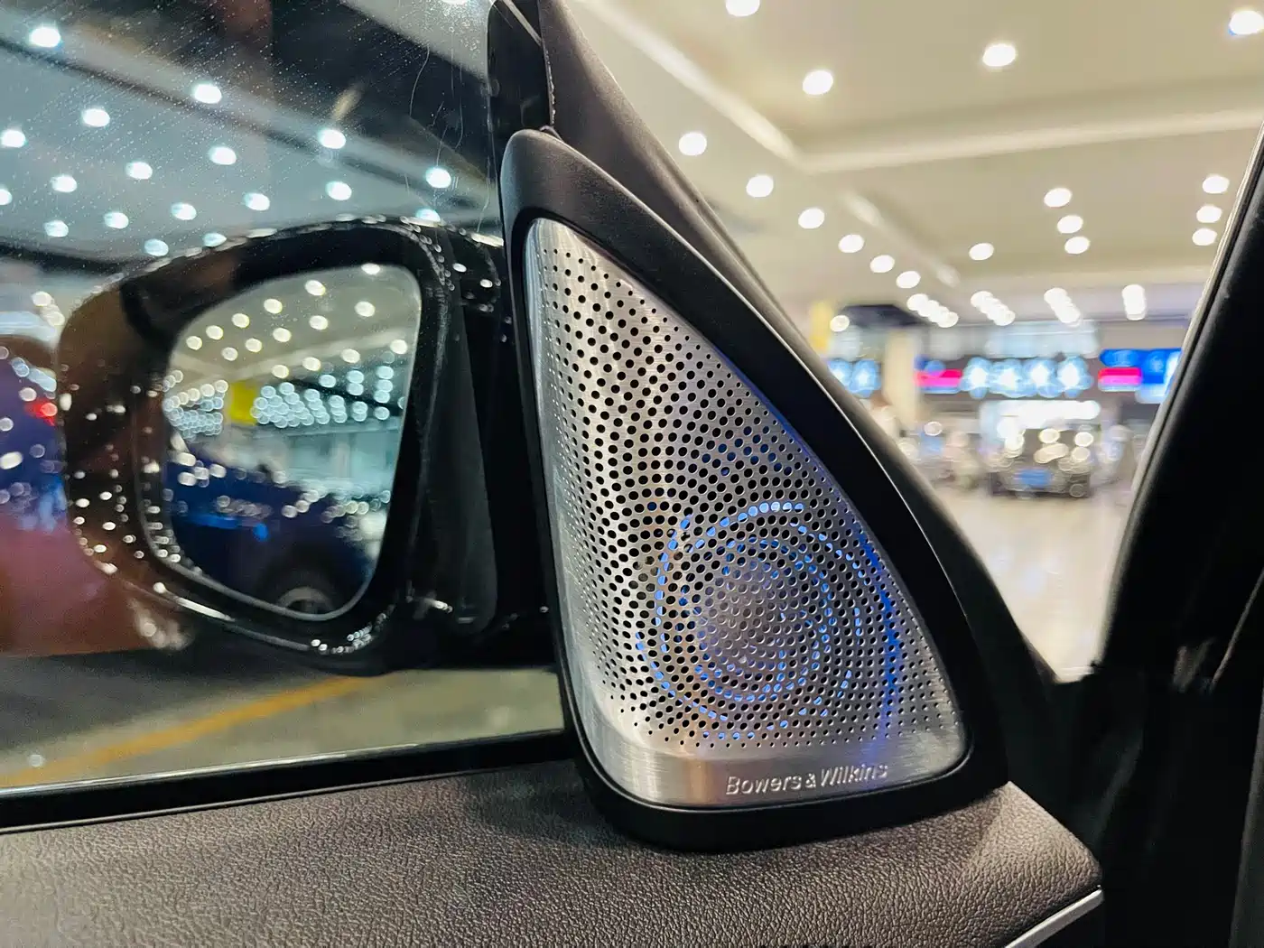 BMW 6 Series GT 2019 630i M Sport Grand Tourer Edition фото 17