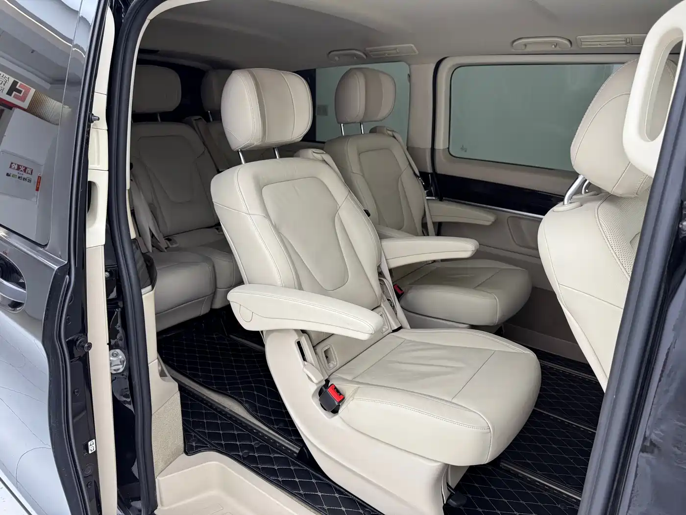 Mercedes-Benz V-Class 2018 V 260 Navigator Edition China VI фото 12