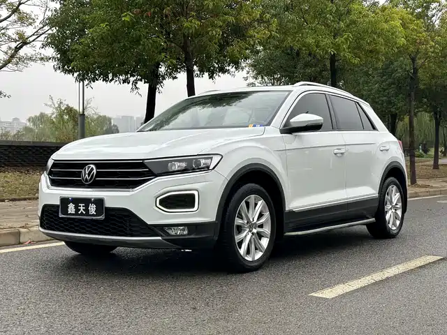 VOLKSWAGEN T ROC EXPLORING SONGS