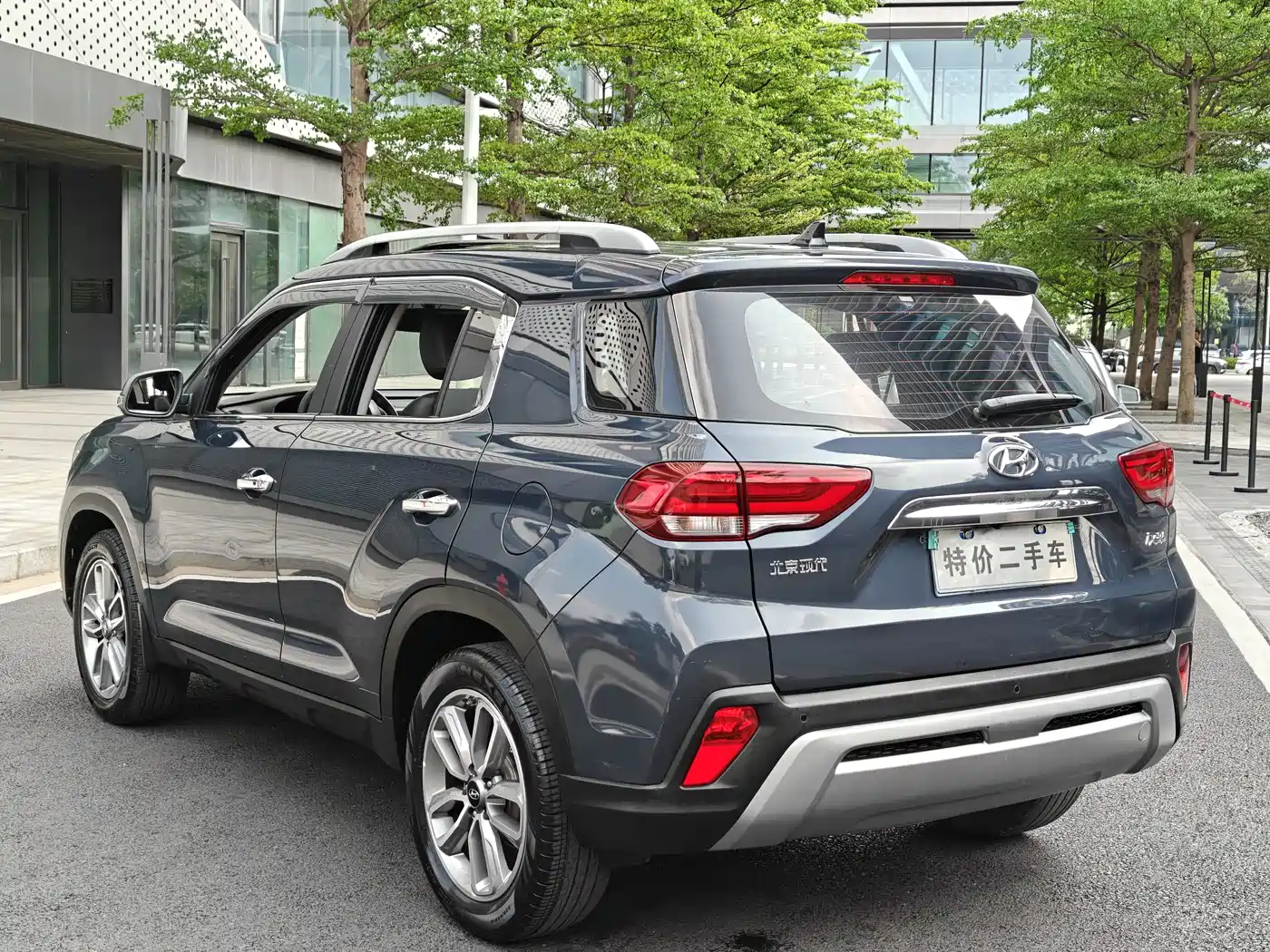 Hyundai Beijing Hyundai ix35 2018 2.0L Automatic 2WD Zhiyong·Enjoyment Edition фото 8