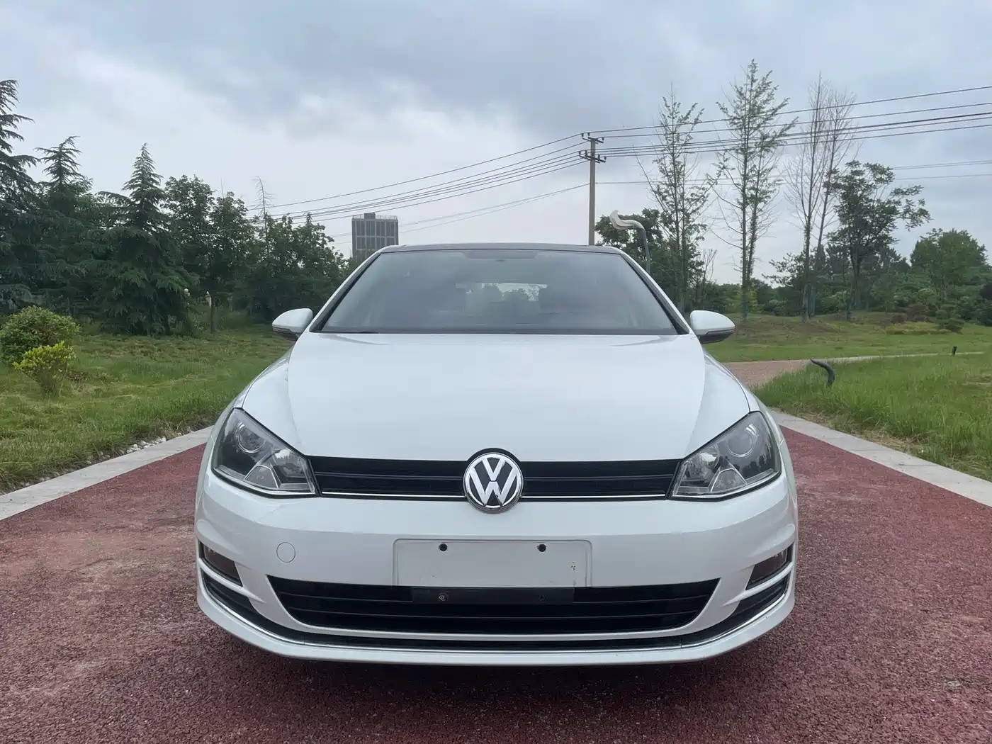 Volkswagen Golf 2016 1.6L Automatic Comfort фото 2